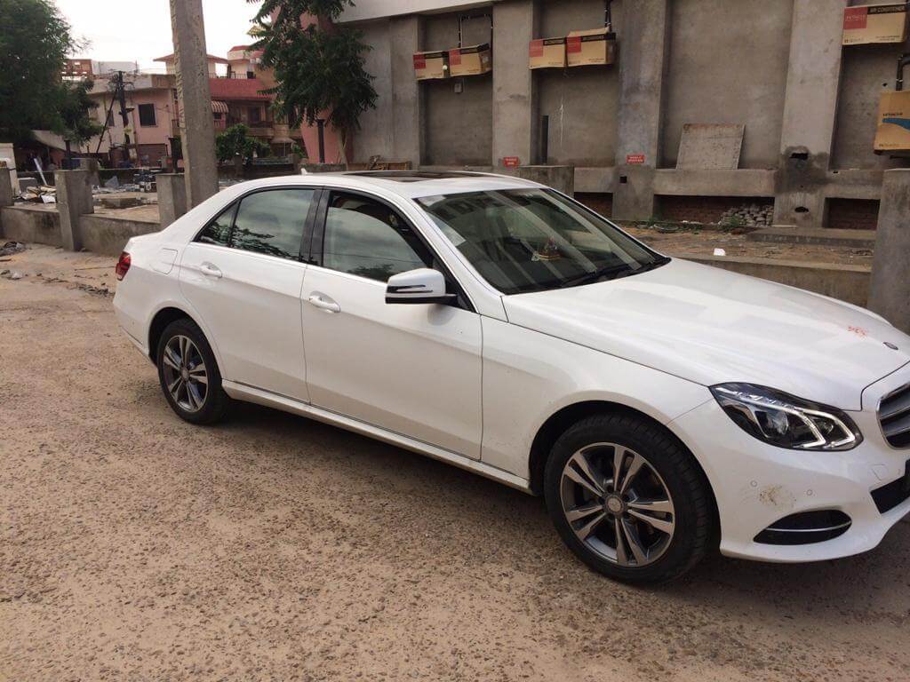 Luxury Car Hire in Jaisalmer
