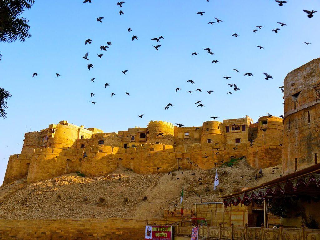 Jaipur to Jaisalmer taxi