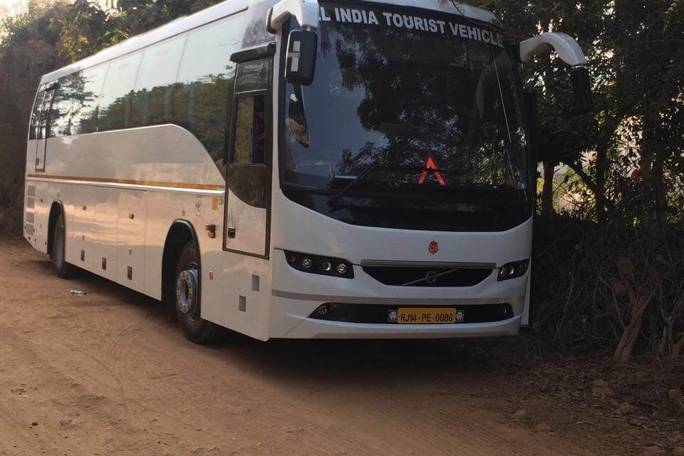 bus hire in delhi